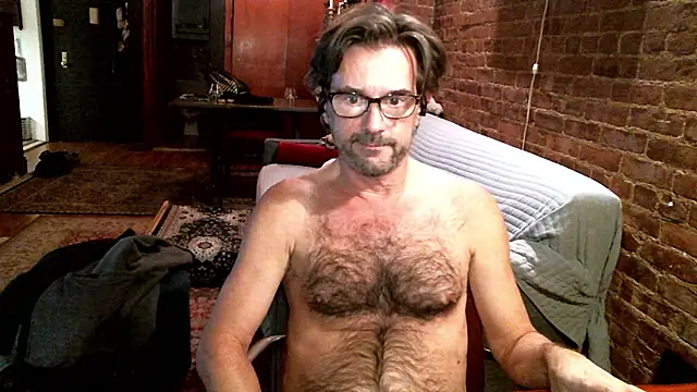 Johnny Bottoms online show from 2, 12, 2025