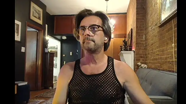 Johnny Bottoms online show from 17, 7, 2026