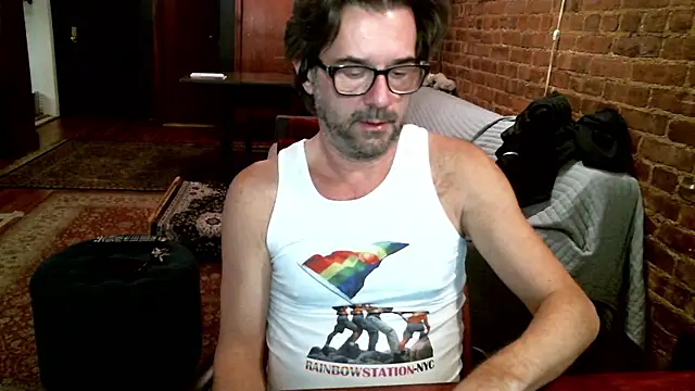 Johnny Bottoms online show from 10, 1, 2026