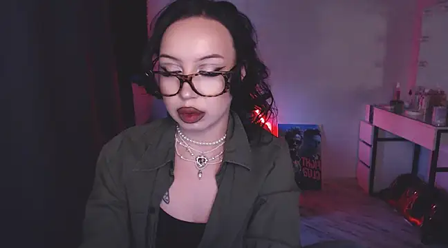 MoranaMissGod online show from 7, 2, 2025