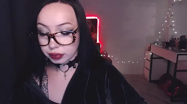 MoranaMissGod online show from 26, 12, 2024