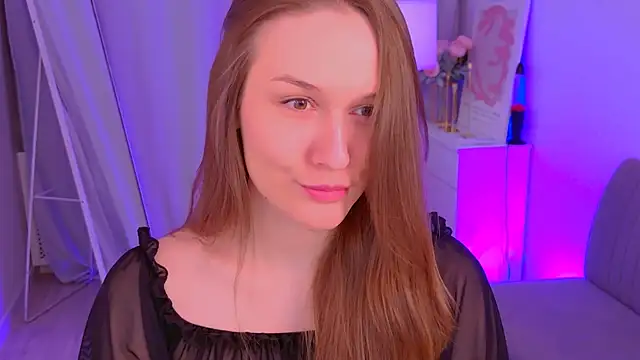 Hina  Derry online show from 15, 4, 2026