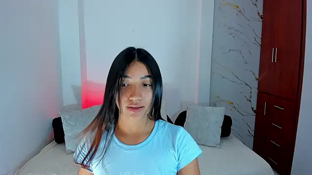 martina roldam online show from 11, 5, 2026