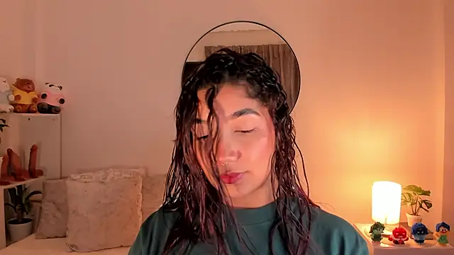 martina roldam online show from 18, 3, 2025