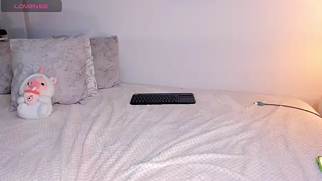 martina roldam online show from 12, 3, 2025