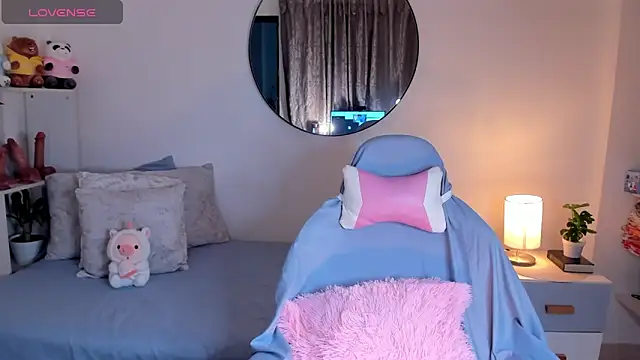 martina roldam online show from 8, 3, 2025