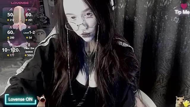 Snapshot of chloe_crystall_killer chatting on 24, 5, 2026 chloe crystall killer online show from 24, 5, 2026