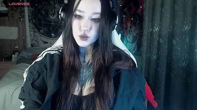 Snapshot of chloe_crystall_killer chatting on 8, 5, 2026 chloe crystall killer online show from 8, 5, 2026