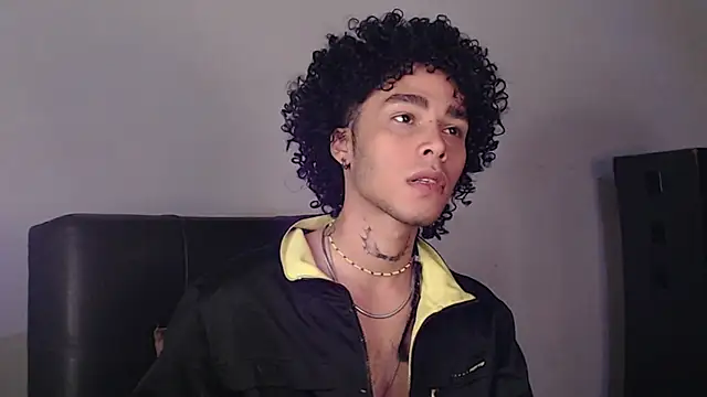 Snapshot of seven7xis chatting on 24, 1, 2025 seven7xis online show from 24, 1, 2025