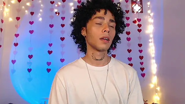 Snapshot of seven7xis chatting on 11, 2, 2025 seven7xis online show from 11, 2, 2025