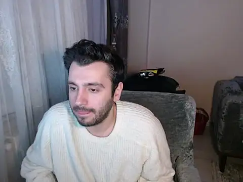 handsomeee04 online show from 17, 4, 2026