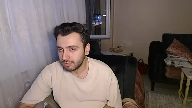 handsomeee04 online show from 31, 5, 2026