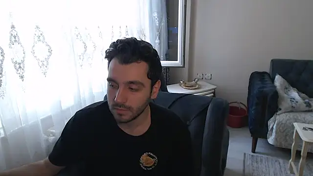 handsomeee04 online show from 28, 5, 2026
