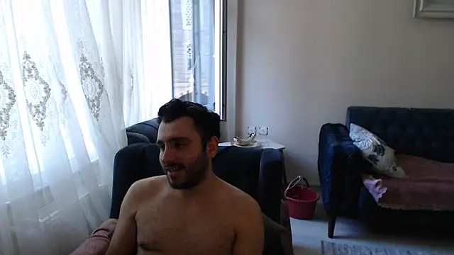 handsomeee04 online show from 4, 6, 2026