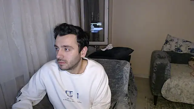 handsomeee04 online show from 24, 4, 2026