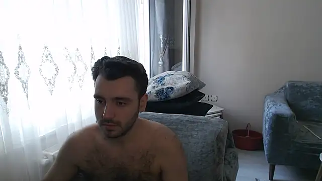 handsomeee04 online show from 10, 5, 2026