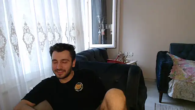 handsomeee04 online show from 29, 5, 2026