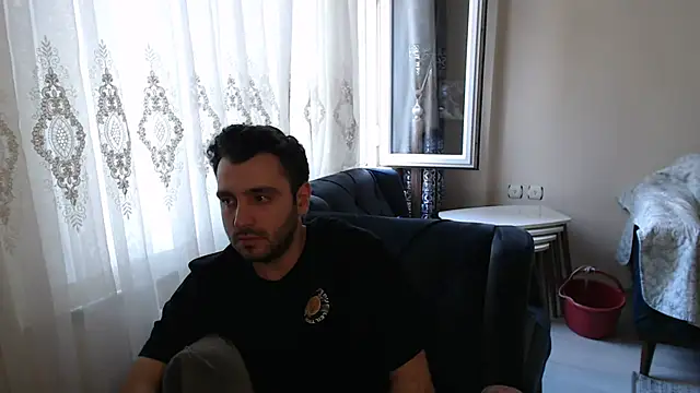 handsomeee04 online show from 26, 5, 2026