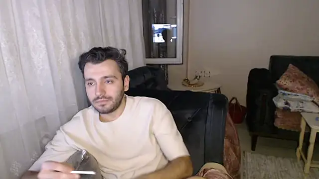 handsomeee04 online show from 31, 5, 2026