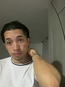 iamcloe 11 online show from 15, 10, 2025