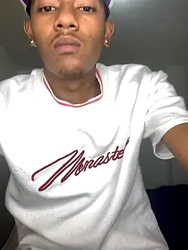 Snapshot of Boy_cock18 chatting on 29, 11, 2025 Boy cock18 online show from 29, 11, 2025