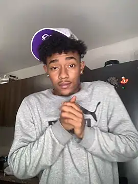 Snapshot of Boy_cock18 chatting on 19, 10, 2025 Boy cock18 online show from 19, 10, 2025