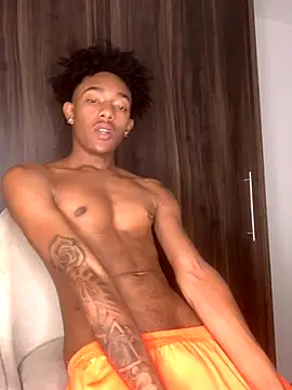 Snapshot of Boy_cock18 chatting on 16, 9, 2025 Boy cock18 online show from 16, 9, 2025