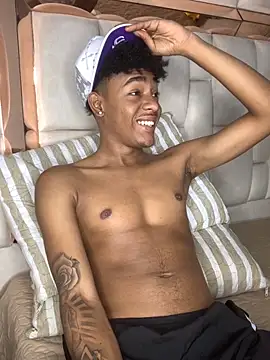 Snapshot of Boy_cock18 chatting on 18, 10, 2025 Boy cock18 online show from 18, 10, 2025