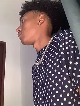 Snapshot of Boy_cock18 chatting on 22, 3, 2025 Boy cock18 online show from 22, 3, 2025