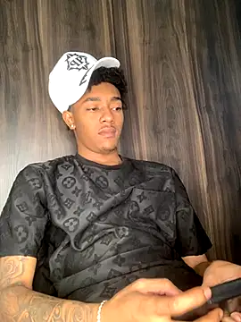 Snapshot of Boy_cock18 chatting on 4, 11, 2025 Boy cock18 online show from 4, 11, 2025