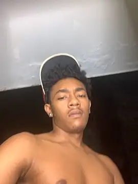 Snapshot of Boy_cock18 chatting on 30, 10, 2025 Boy cock18 online show from 30, 10, 2025