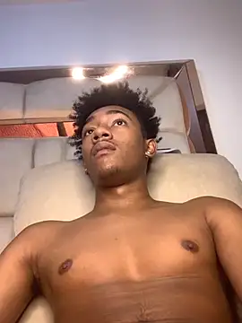 Snapshot of Boy_cock18 chatting on 27, 11, 2025 Boy cock18 online show from 27, 11, 2025