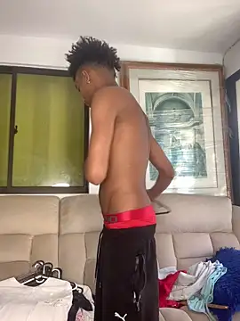 Snapshot of Boy_cock18 chatting on 7, 11, 2025 Boy cock18 online show from 7, 11, 2025