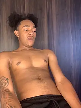 Snapshot of Boy_cock18 chatting on 7, 10, 2025 Boy cock18 online show from 7, 10, 2025