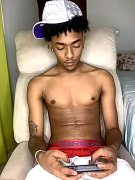 Snapshot of Boy_cock18 chatting on 5, 11, 2025 Boy cock18 online show from 5, 11, 2025