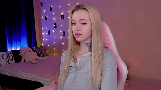 Snapshot of Naughty_Mable chatting on 5, 6, 2026 Naughty Mable online show from 5, 6, 2026