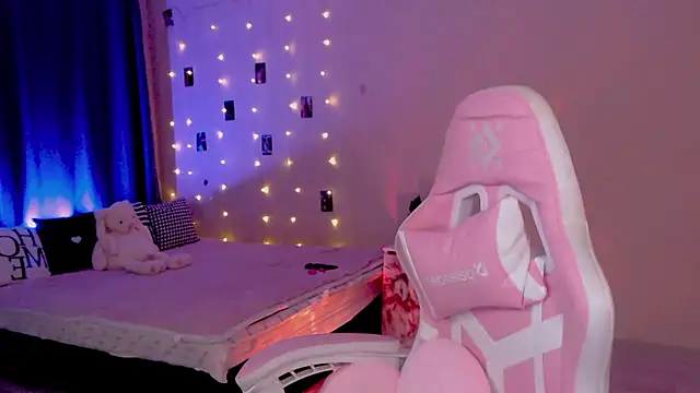 Snapshot of Naughty_Mable chatting on 11, 6, 2026 Naughty Mable online show from 11, 6, 2026