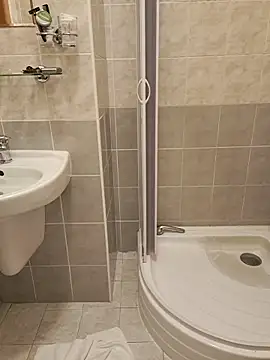 Snapshot of koudelka2322 chatting on 22, 12, 2025 koudelka2322 online show from 22, 12, 2025