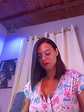 Abril jones10 online show from 12, 11, 2025