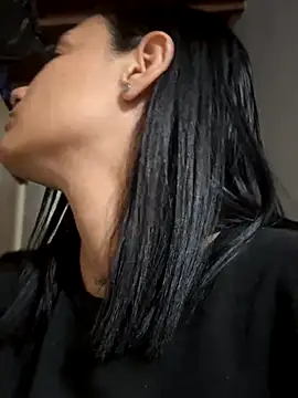 Abril jones10 online show from 22, 11, 2025