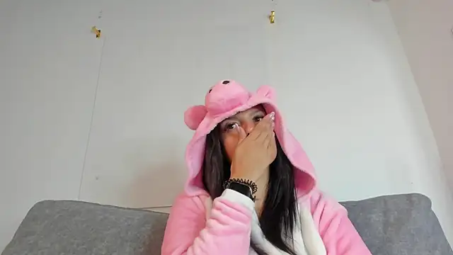 Abril jones10 online show from 20, 2, 2025