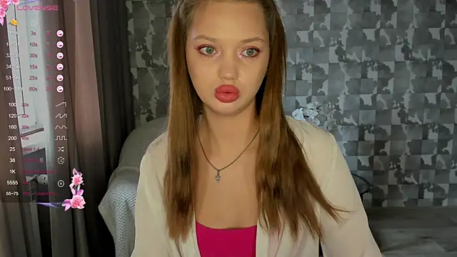 Lovely Lure online show from 31, 1, 2025