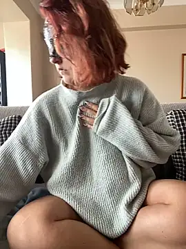 Snapshot of Lexie_only chatting on 5, 1, 2025 Lexie only online show from 5, 1, 2025