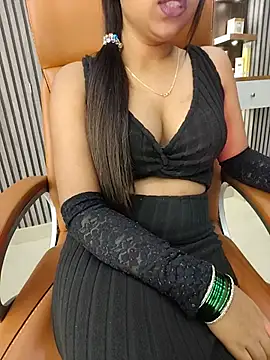 Little  Lia online show from 18, 7, 2026