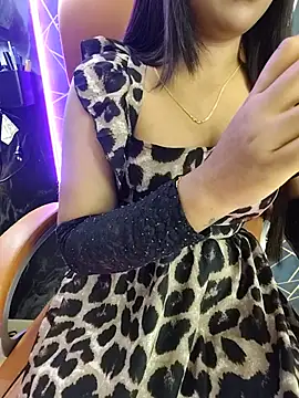 Little  Lia online show from 10, 7, 2026
