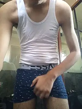 J JEN5 online show from 4, 1, 2025