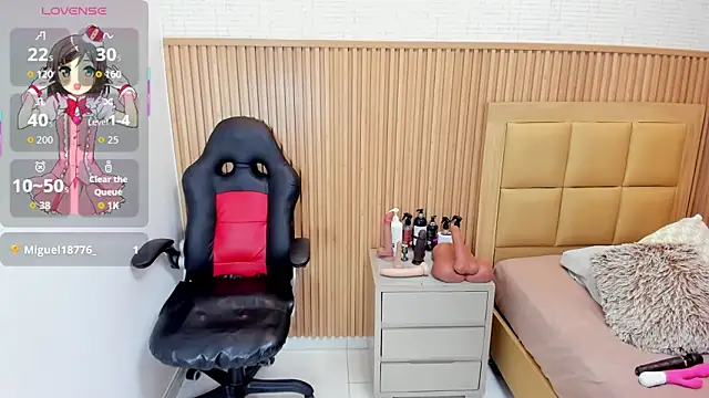 Snapshot of LOLAMAXI chatting on 26, 11, 2025 LOLAMAXI online show from 26, 11, 2025