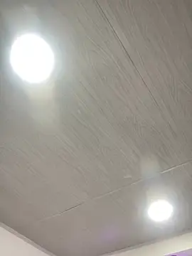 mia18 queen online show from 27, 12, 2024