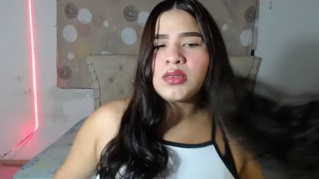 mia18 queen online show from 16, 1, 2026