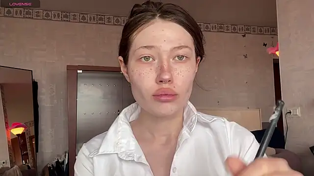 eva varnerr online show from 18, 4, 2026